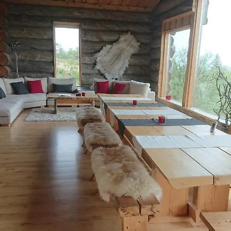 Uuvana Chalet